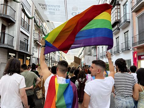 La Granada gay: visitas, restaurantes y bares de ambiente LGBT+